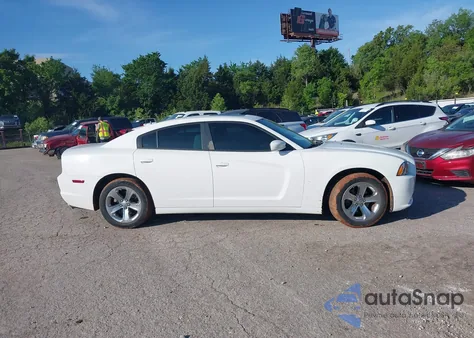 2011 Dodge Charger from USA, damaged, VIN 2B3CL3CG0BH536381